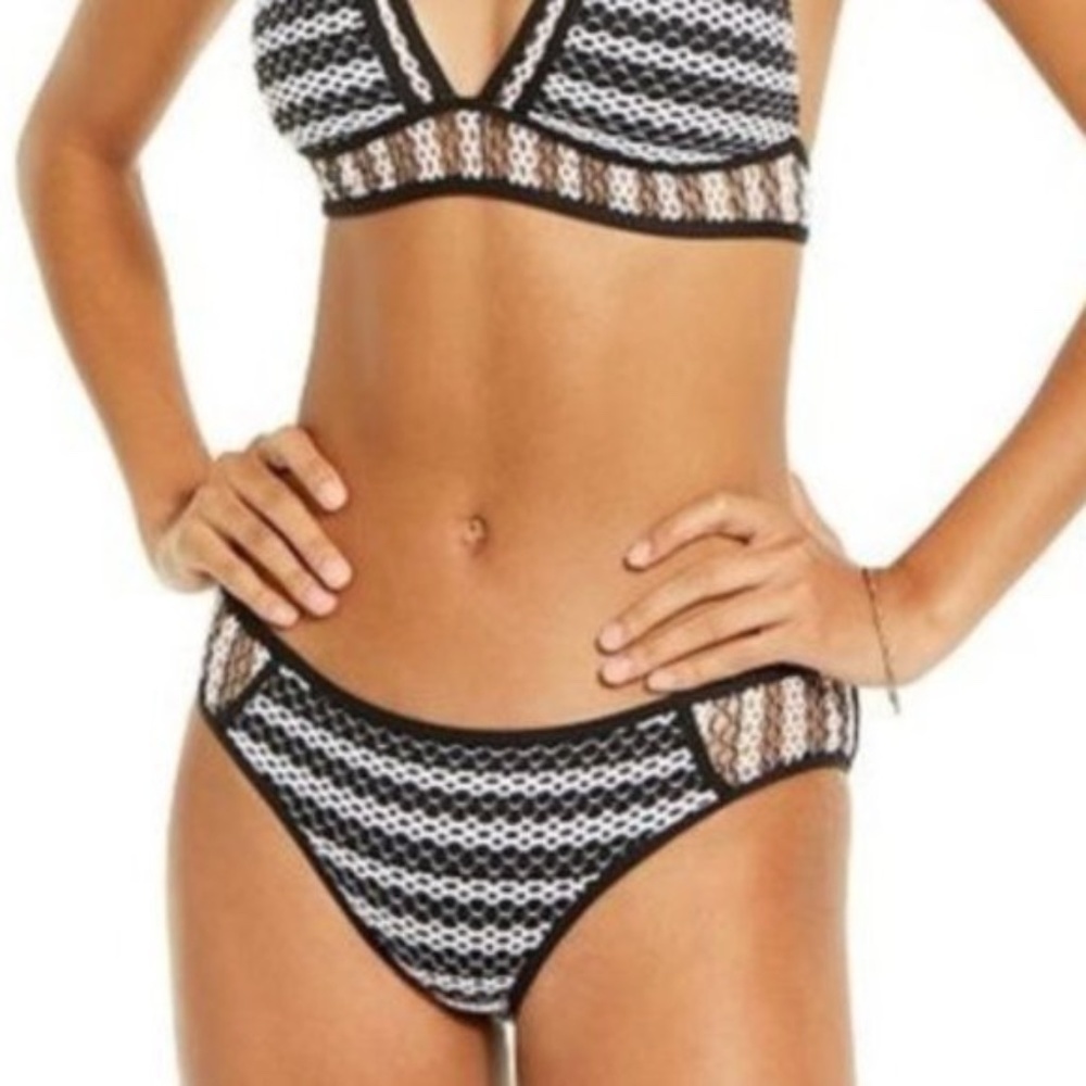 Becca Reveal Hipster Bikini Bottoms